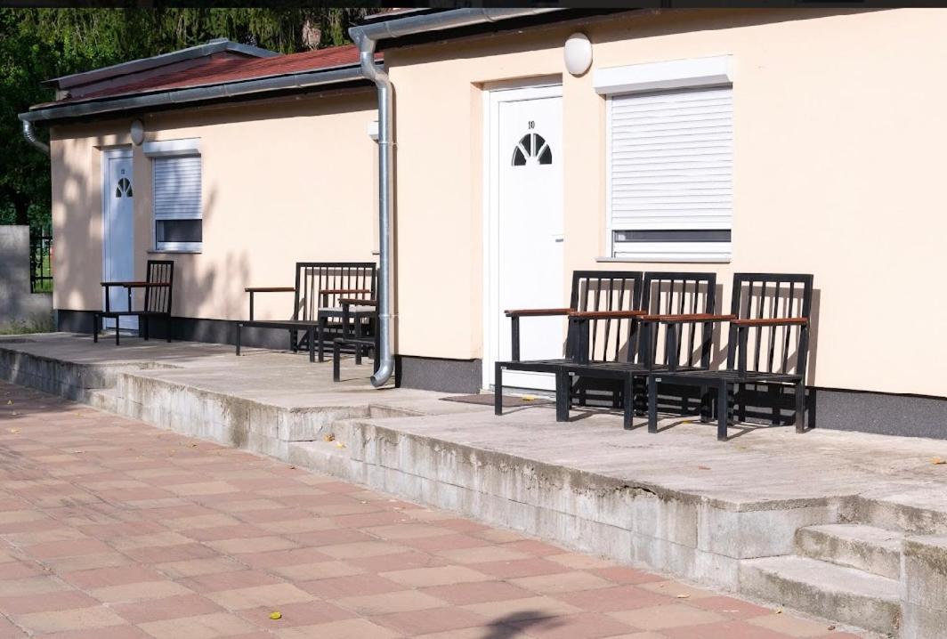 Sello Szabadidocentrum Domsod Exteriér fotografie